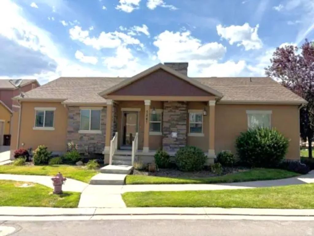 3847 E Cunninghill Dr E, Eagle Mountain
