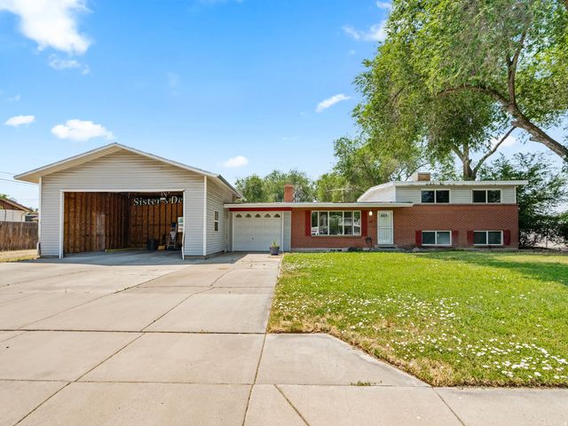 120 E Cox Lane, Midvale