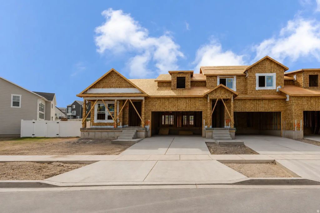 757 N Banner Dr 648, Saratoga Springs