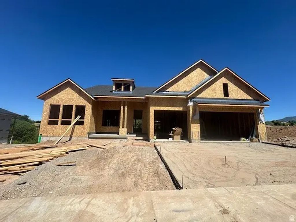 1243 E Amaryllis Way, Layton