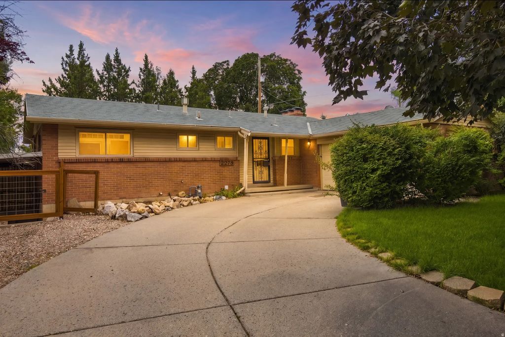 2279 E Keller Ln S, Millcreek