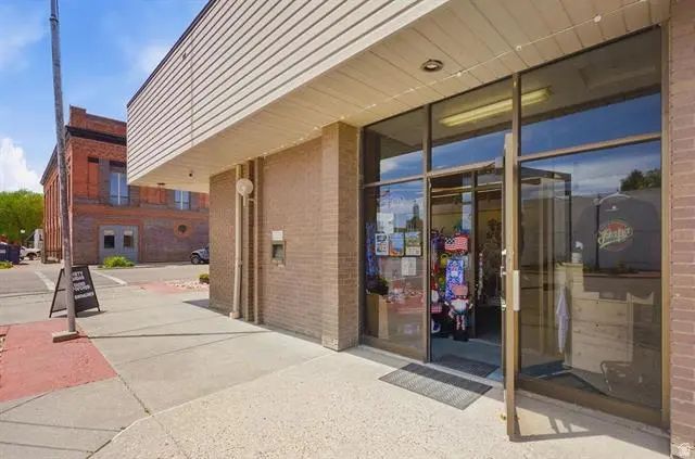 17 E Center St, Downey