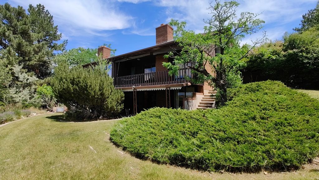 2727 N Edgewood Dr, Provo