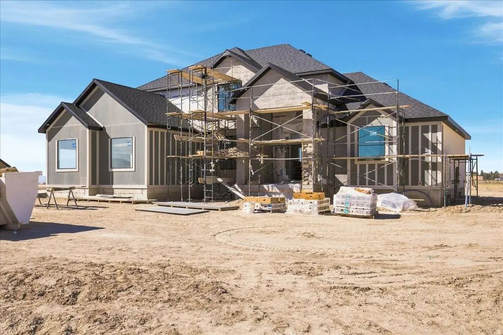 965 E Shilow Rd 112, Erda