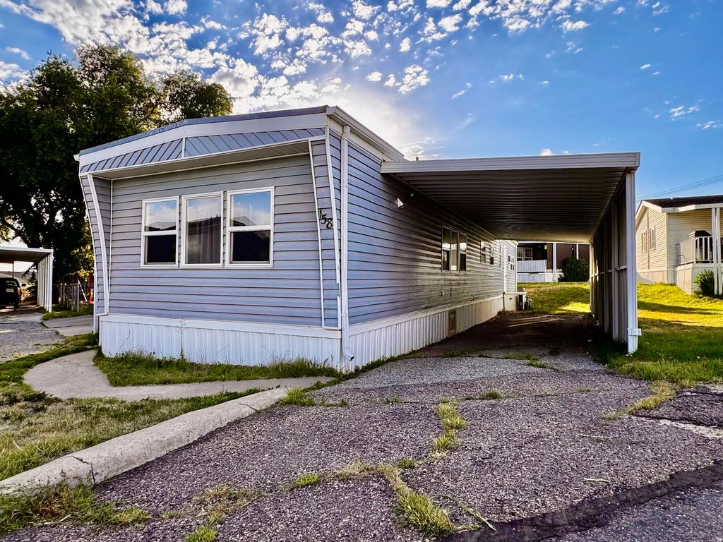 158 Cushing Way, Layton