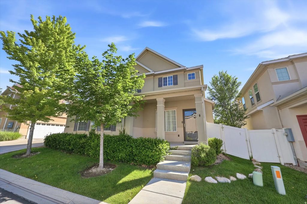 7709 S Yellowood Ln W, West Jordan