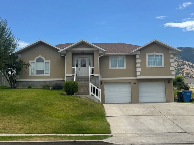 88 Canterbury Ln, Logan