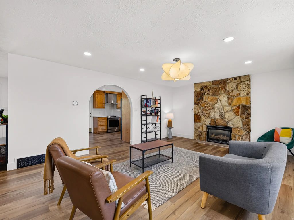 355 W 1700 S, Orem