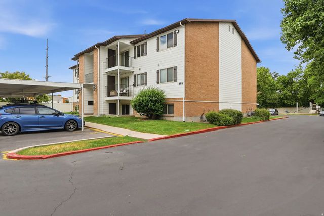 848 E Bristle Pine Place Pl 31, Salt Lake City