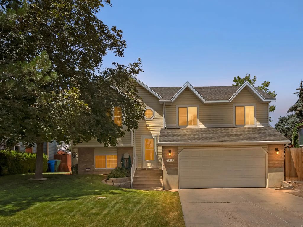 6934 S 4900 W, West Jordan