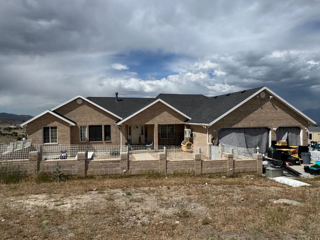 7586 W Mountain Top Rd, Herriman