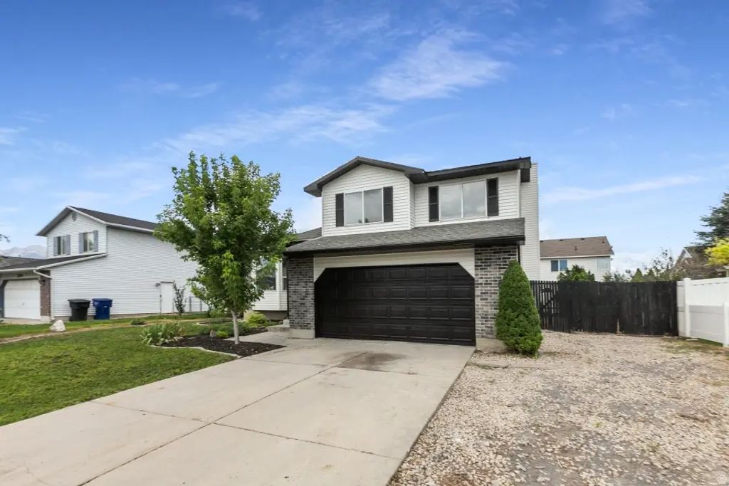 1225 W Morning Vista Dr S, Taylorsville