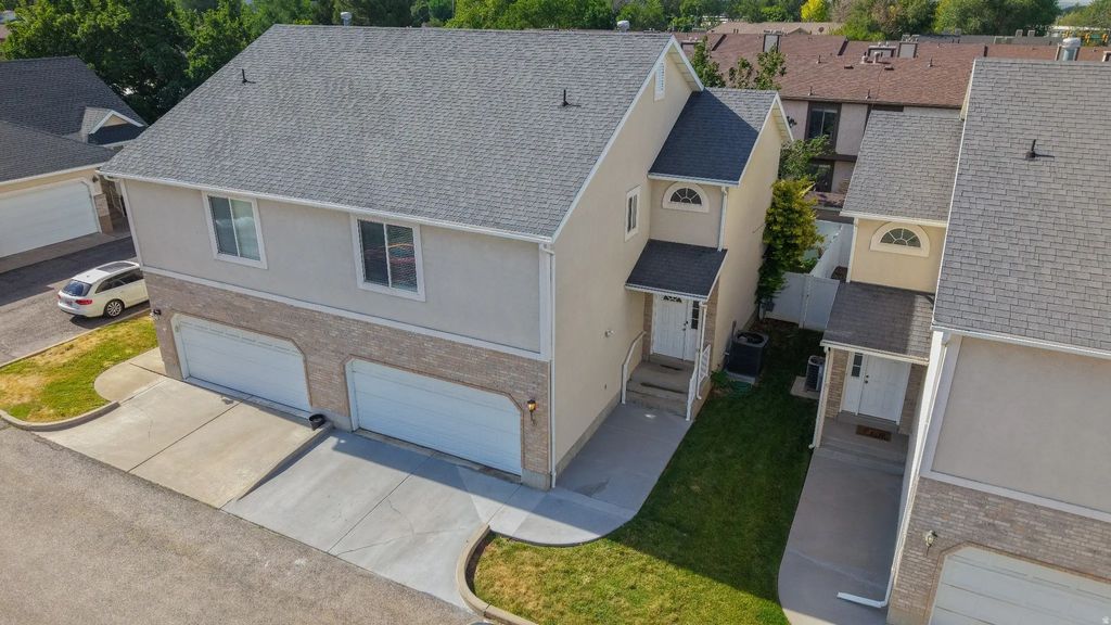 620 N Fairfield Rd E 10, Layton