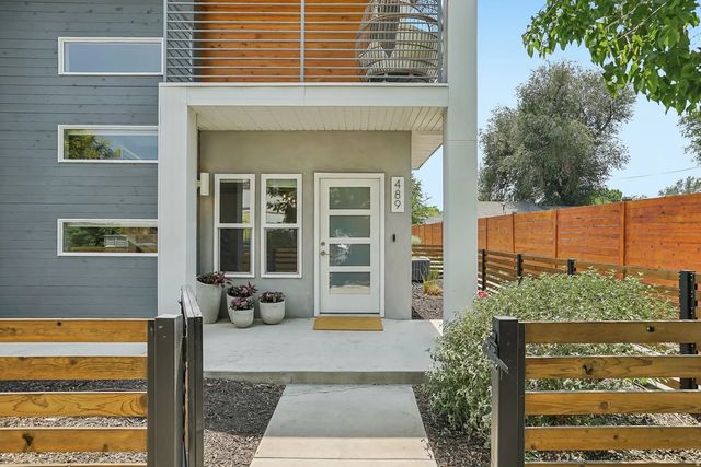 489 N Beaumont Ct, Salt Lake City