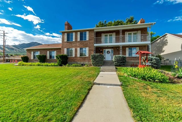 574 Tamarack Dr E, Tooele