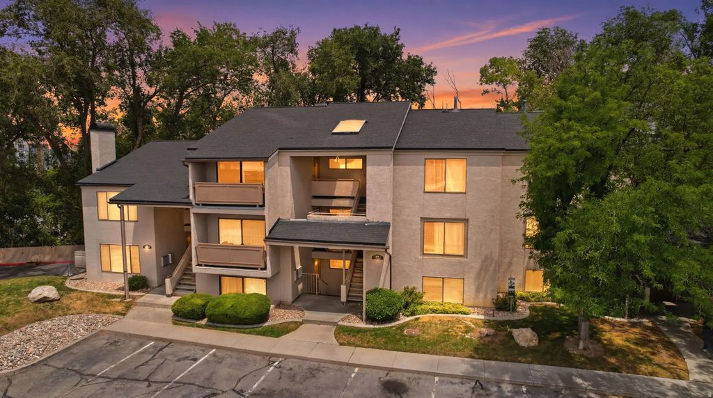 925 E Creek Hill Ln S 30, Midvale