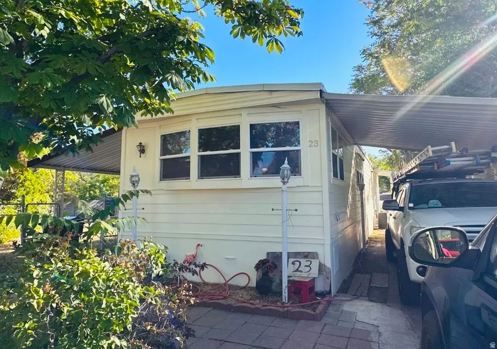 705 S Redwood Rd 23, Salt Lake City