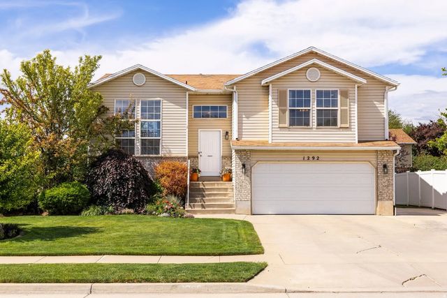 1292 W 2050 S, Woods Cross