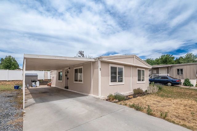 2600 N Hill Field Rd 5, Layton