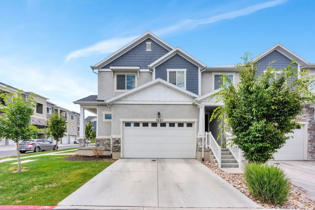 1537 N 3890 W, Lehi