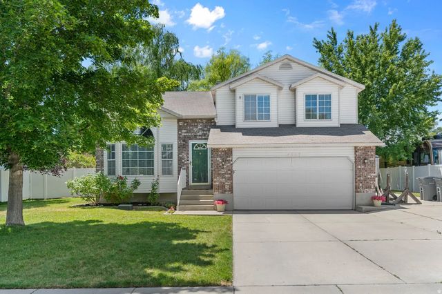 4203 W Liberty Creek Dr, South Jordan