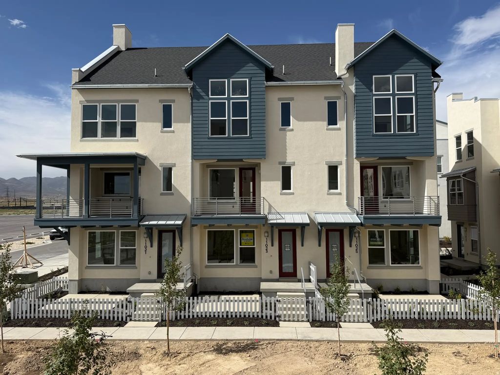 11023 S Freestone Rd 122, South Jordan
