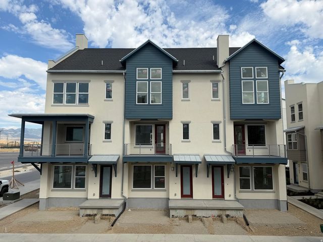 11021 S Freestone Rd 121, South Jordan