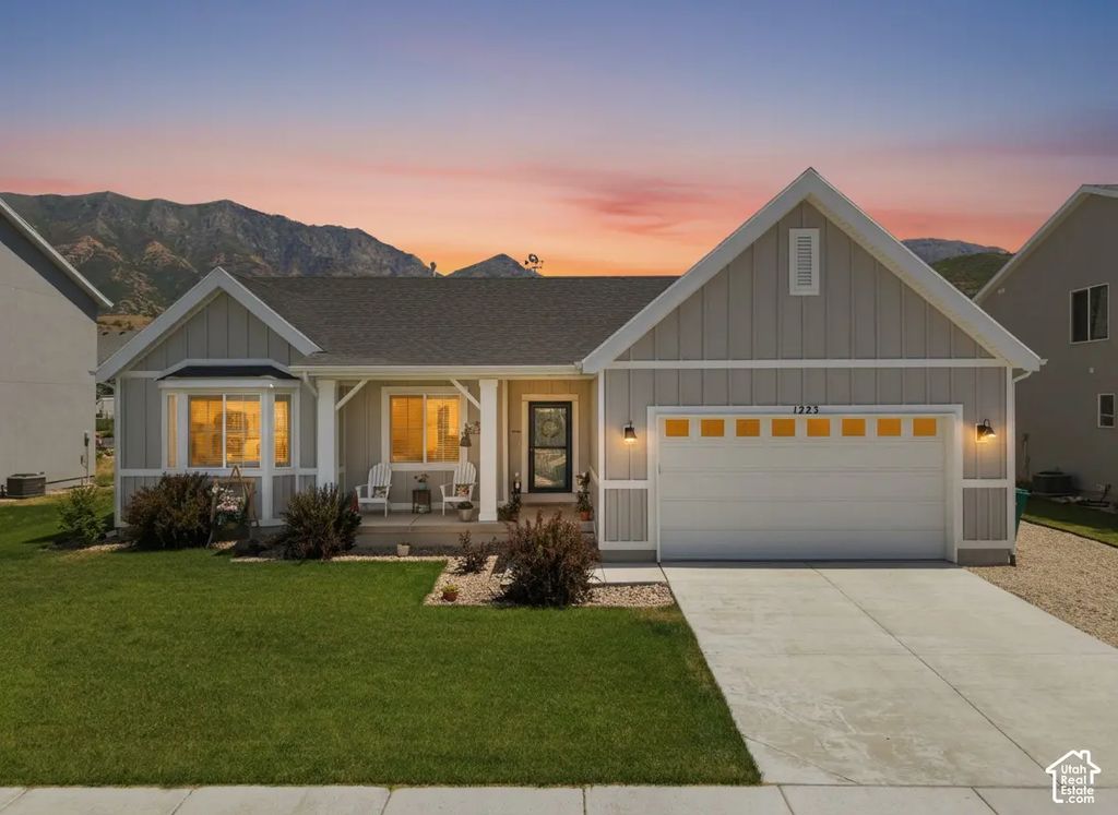 1223 S Red Cliff Dr, Santaquin