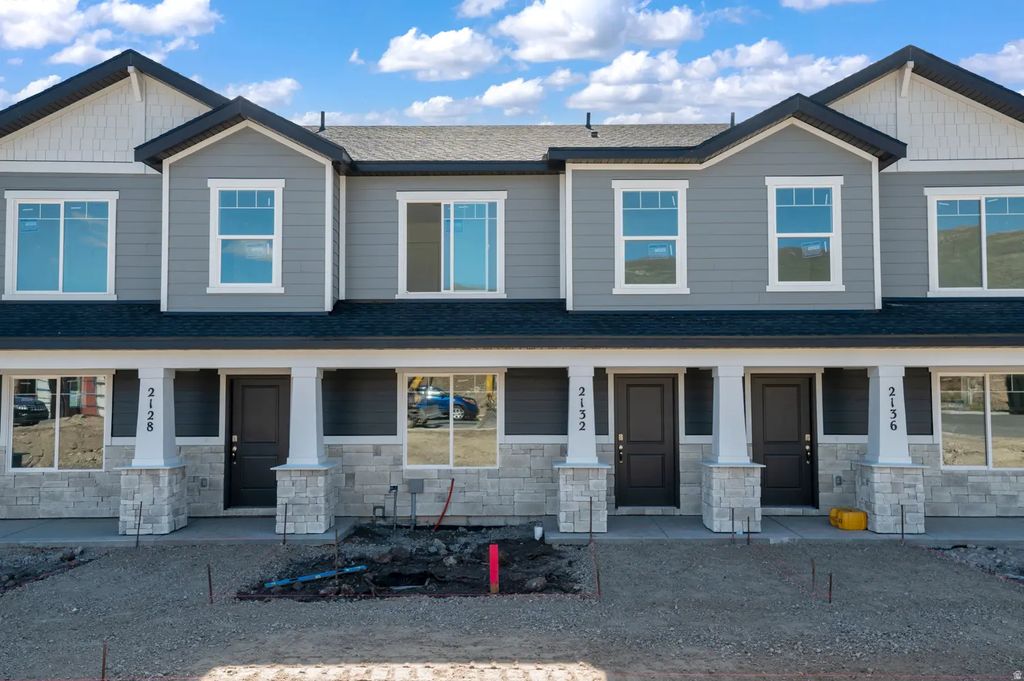 2157 N Glacier Ln E 220, Heber City