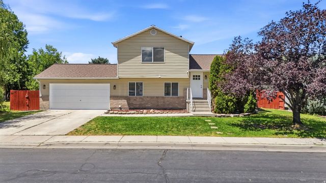 3684 S Queenspointe Ln, West Valley City