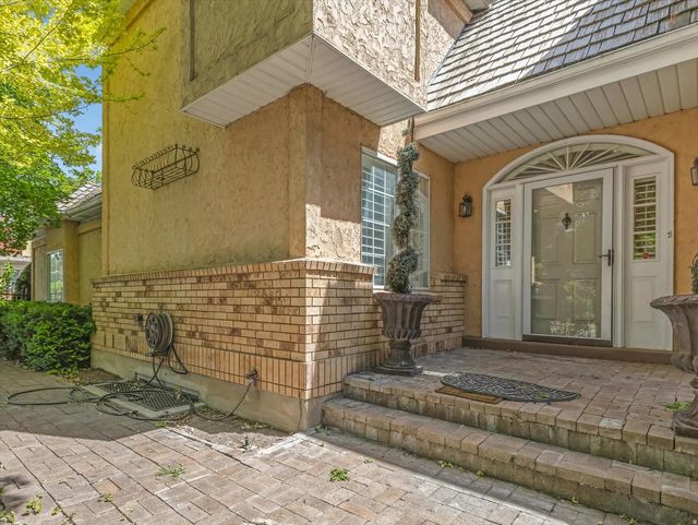 4506 S Countrylane Rd, Salt Lake City