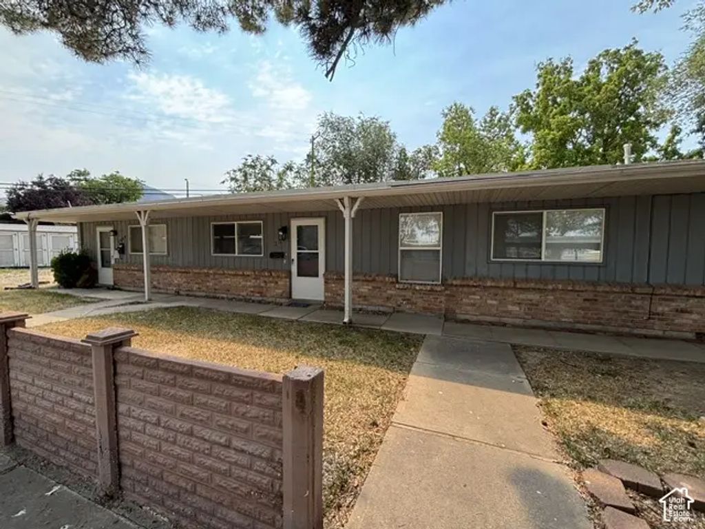 2066 E 3335 S, Salt Lake City