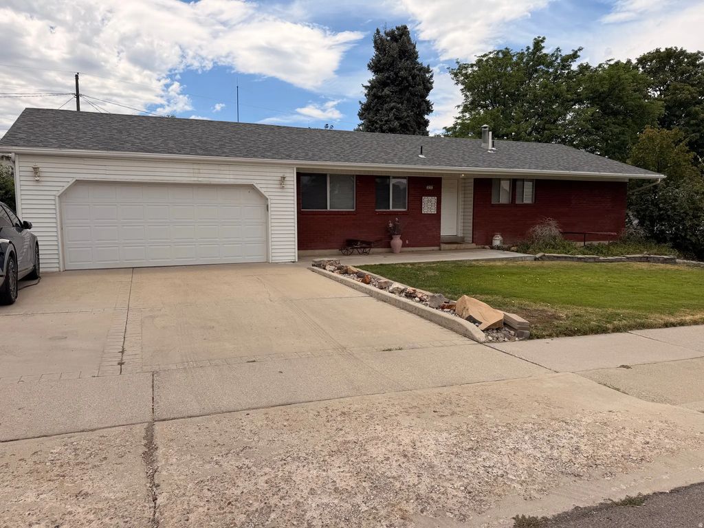 870 E 2780 N, Provo
