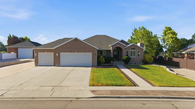 2918 W 8870 S, West Jordan