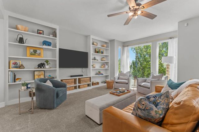 4927 W Daybreak Pkwy, South Jordan