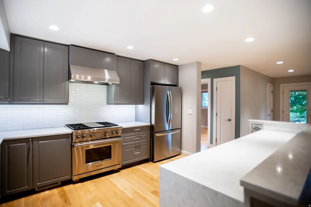 3570 E Rainier Ave S, Millcreek