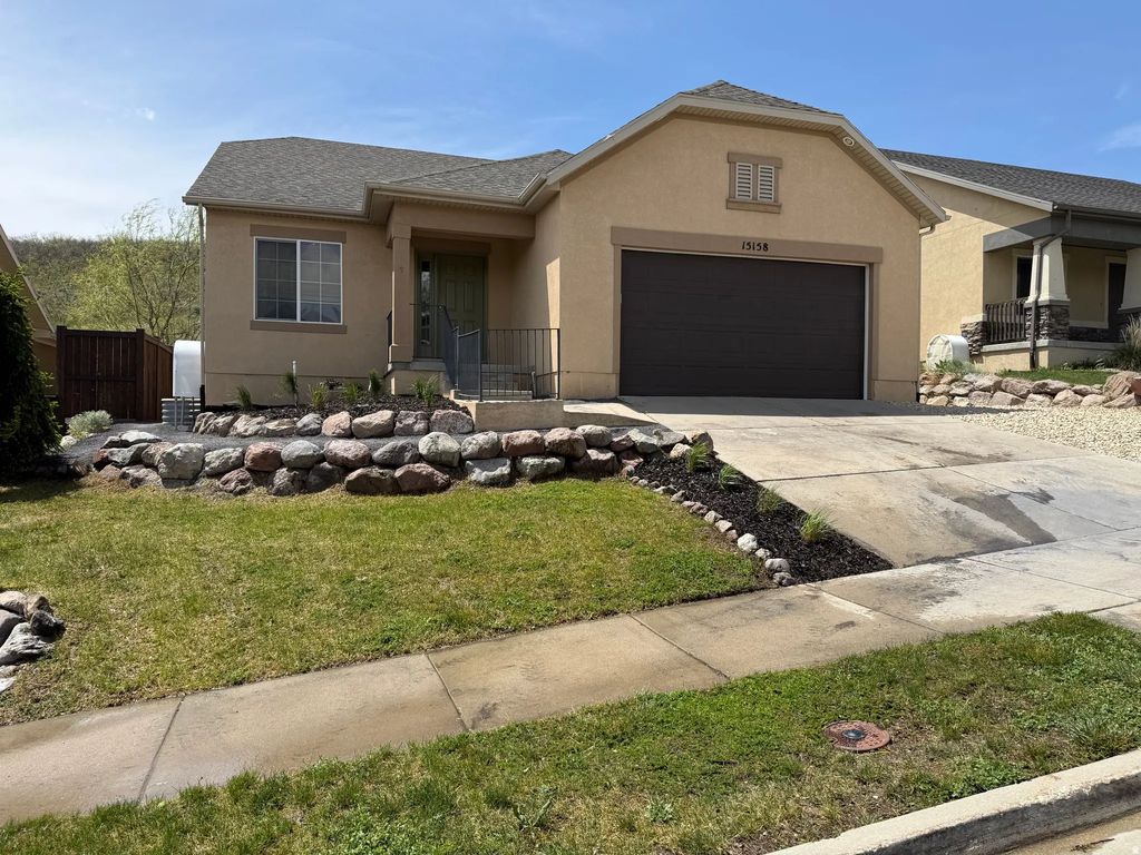 15158 S Eagle Chase Dr, Draper (UT Cnty)