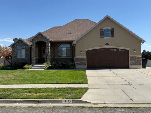 1173 W 2175 S, Syracuse