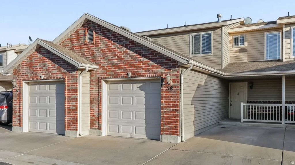 652 W 800 N 58, Clinton