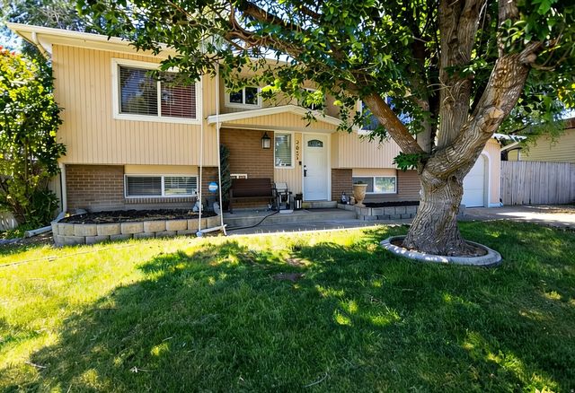 3631 W 7910 S, West Jordan