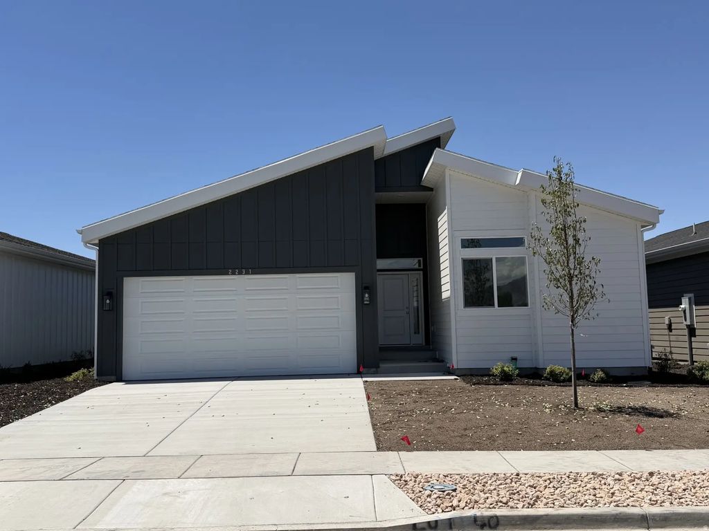 2231 S 2080 W, West Haven
