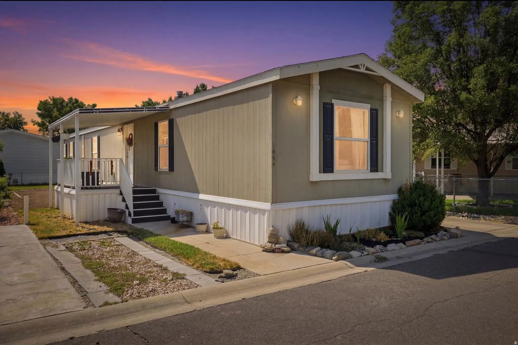 3664 S Water View 128, West Valley City