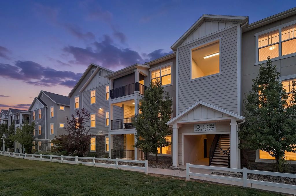 13054 S Tortola Dr 101, Herriman