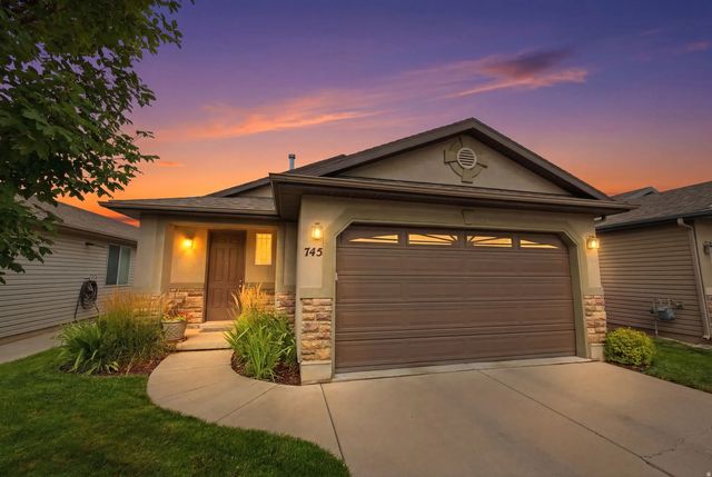 745 N Skipton Dr, North Salt Lake