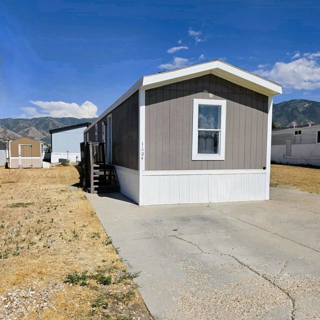 1604 N 180 E, Tooele