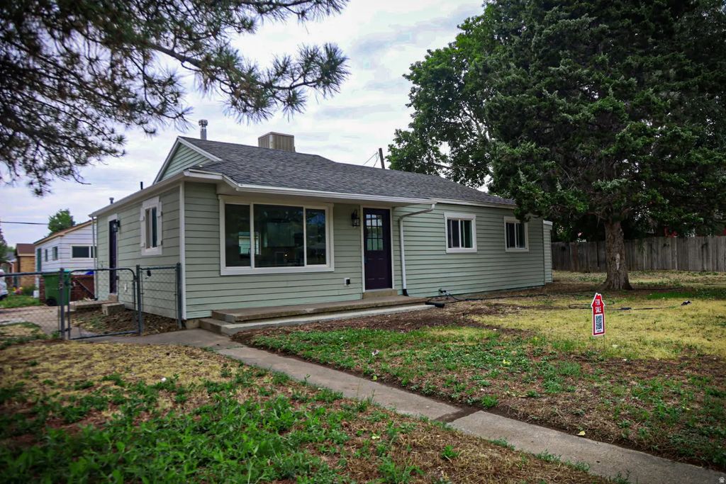 791 N Laverde St, Layton