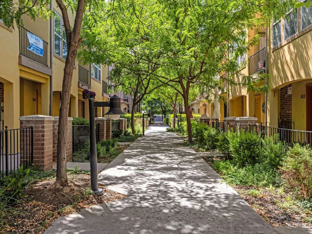 170 W Barry Links Way, South Salt Lake