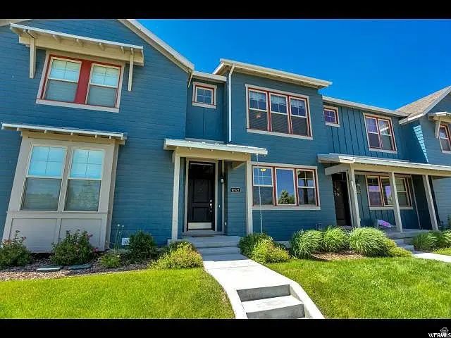 10522 S Topview Rd W, South Jordan