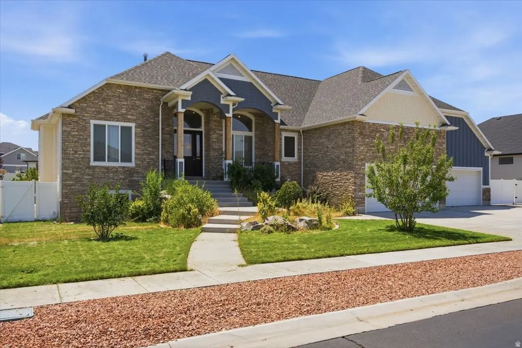4925 W 3500 S, West Haven