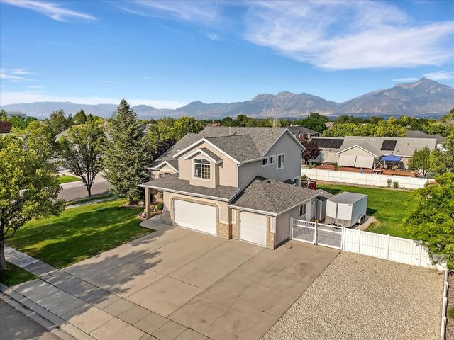 9583 S Swallowtail Cir W, South Jordan